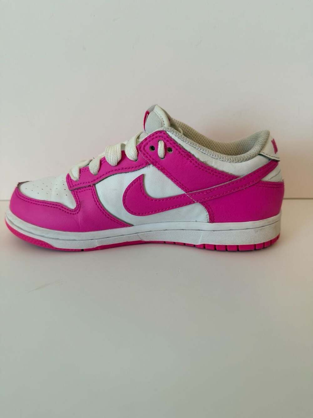 Nike Dunk Low Preschool 'Laser Fuchsia' Sneakers FB9108-102 - Picture 5 of 11
